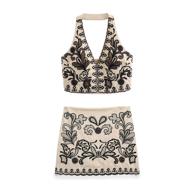 Conjunto Cropped e Saia Bordado Boho Preto e Bege