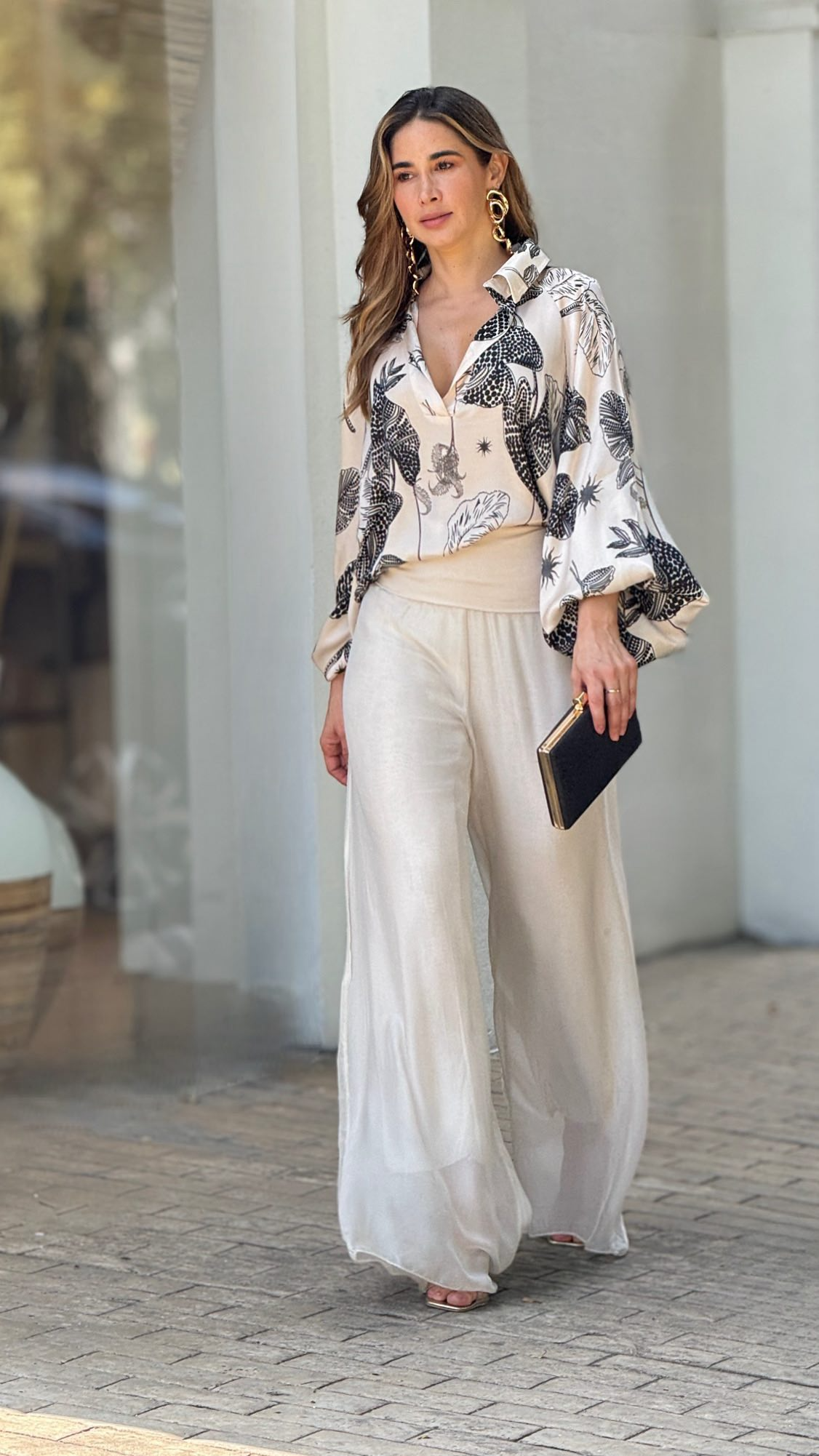 Conjunto Dora – Camisa Estampada & Pantalona Off-White