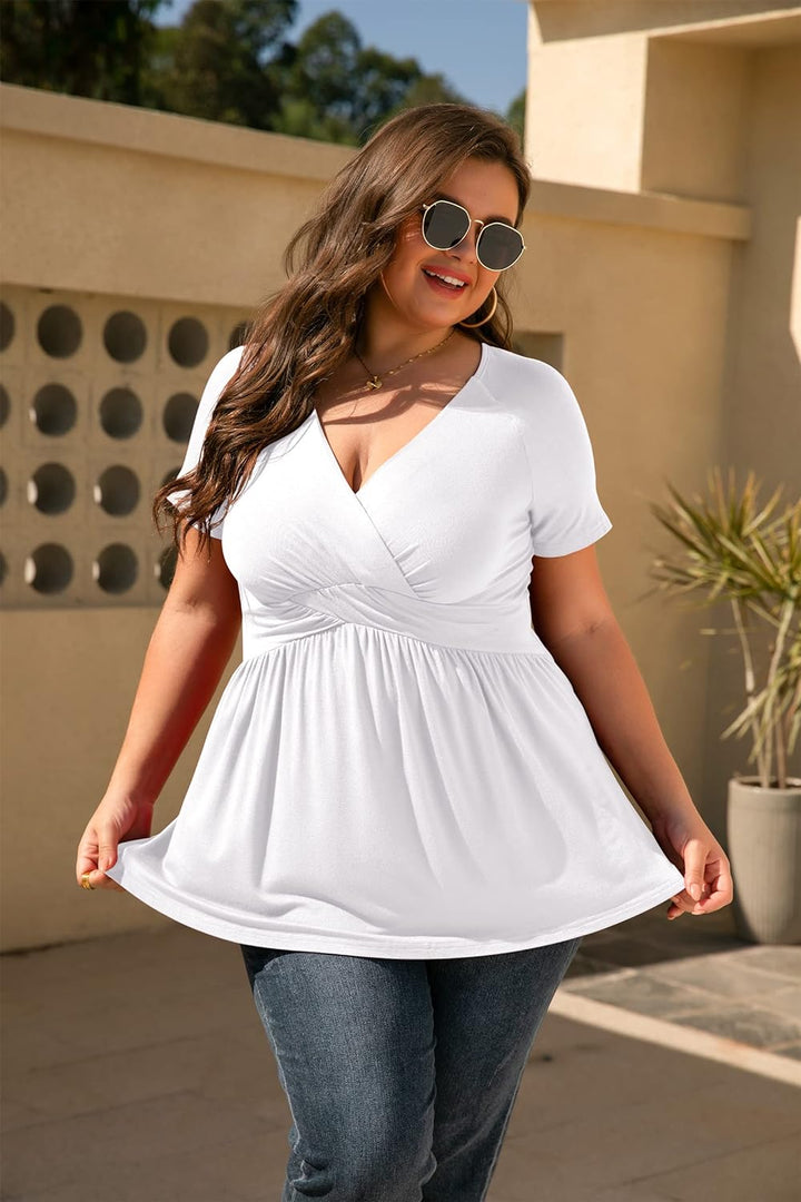 Blusa Feminina Estampada - Manga Curta e Decote V- Branca