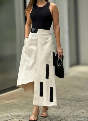 Conjunto Moderno - Cropped e Saia Midi Assimétrica